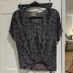 Pale purple Snake Print Women's Top